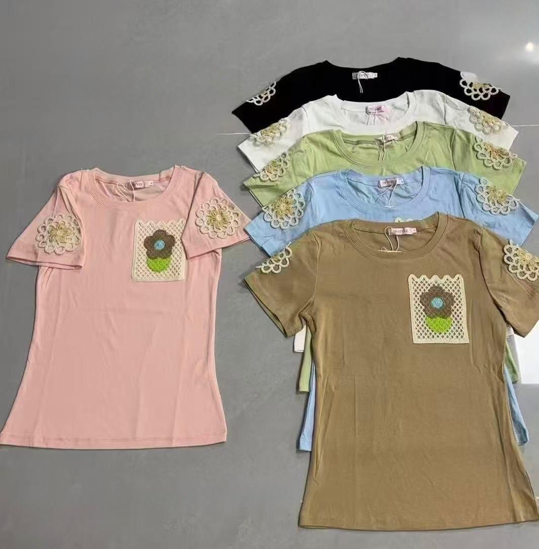 Remera con detalle floral para dama - M G GG 45.000gs