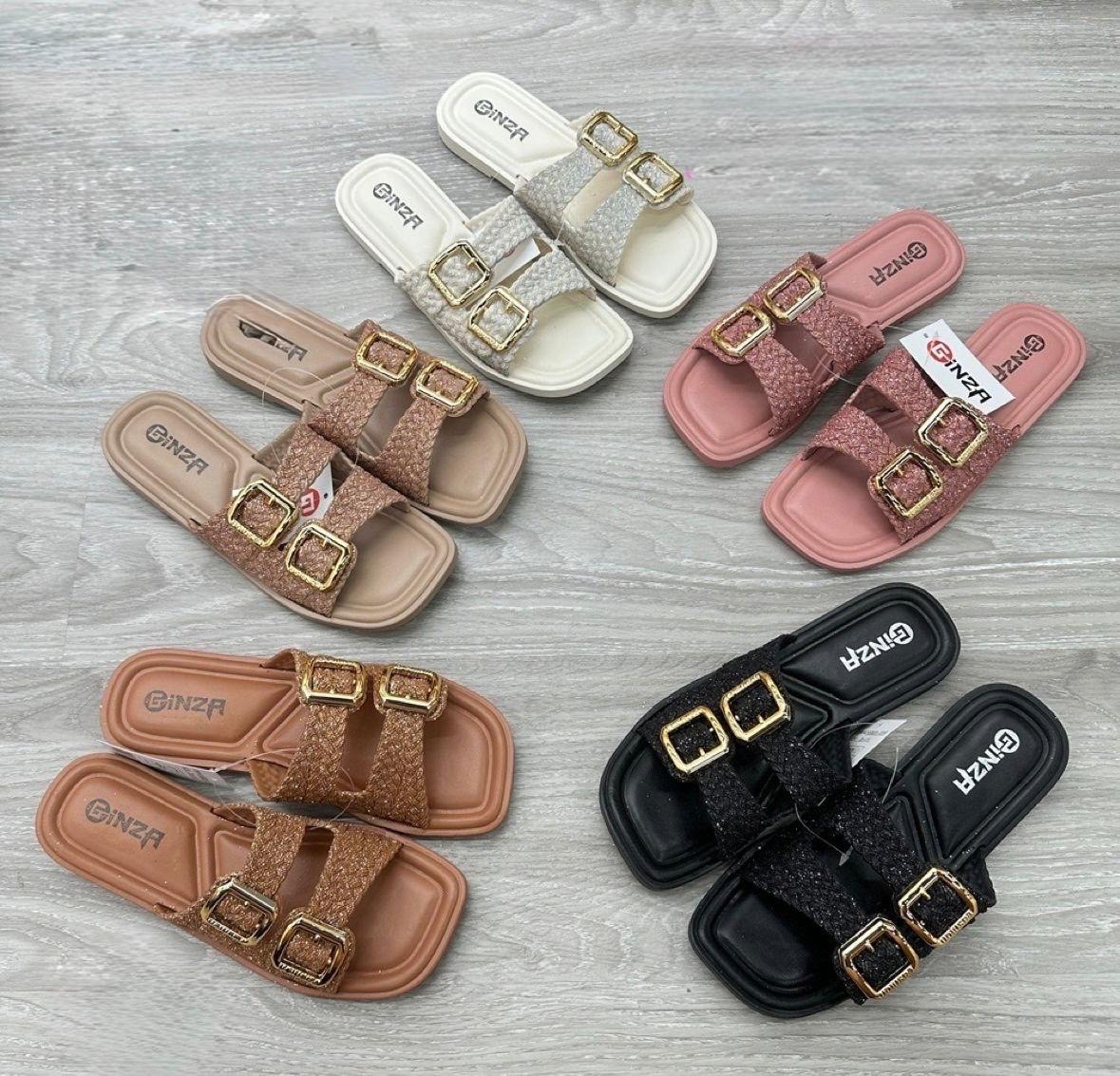 Sandalias acolchadas con hebilla doble