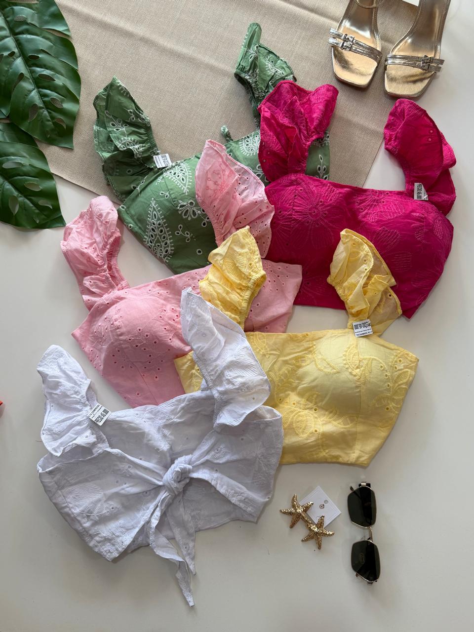 Blusitas en bordery con perchera y lazo ajustable