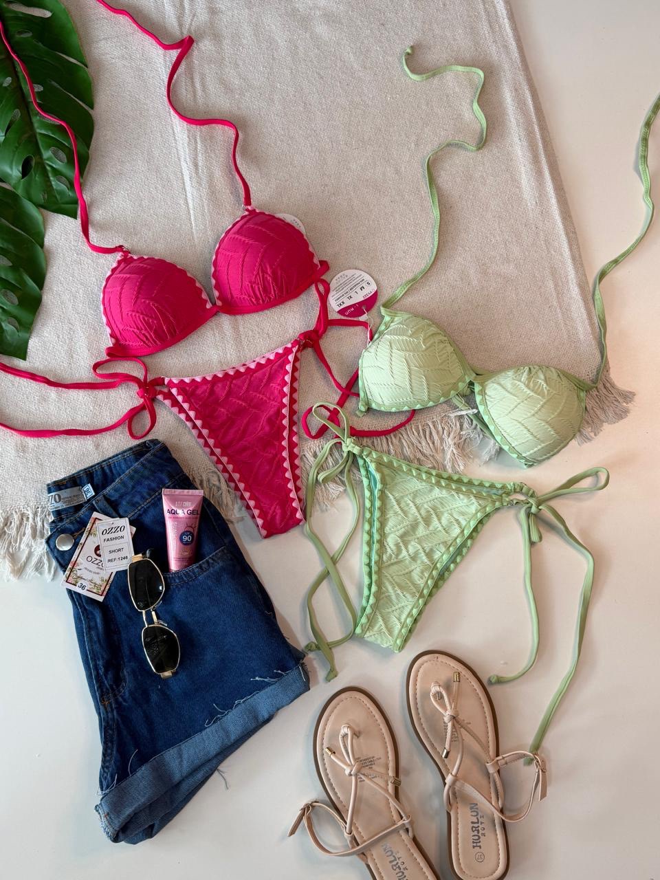 Traje de baño de dos piezas tonos vivos