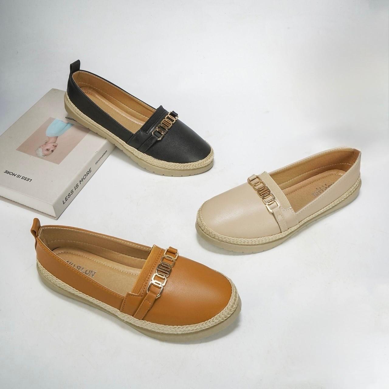 Zapatos livianos y cómodos con cadena