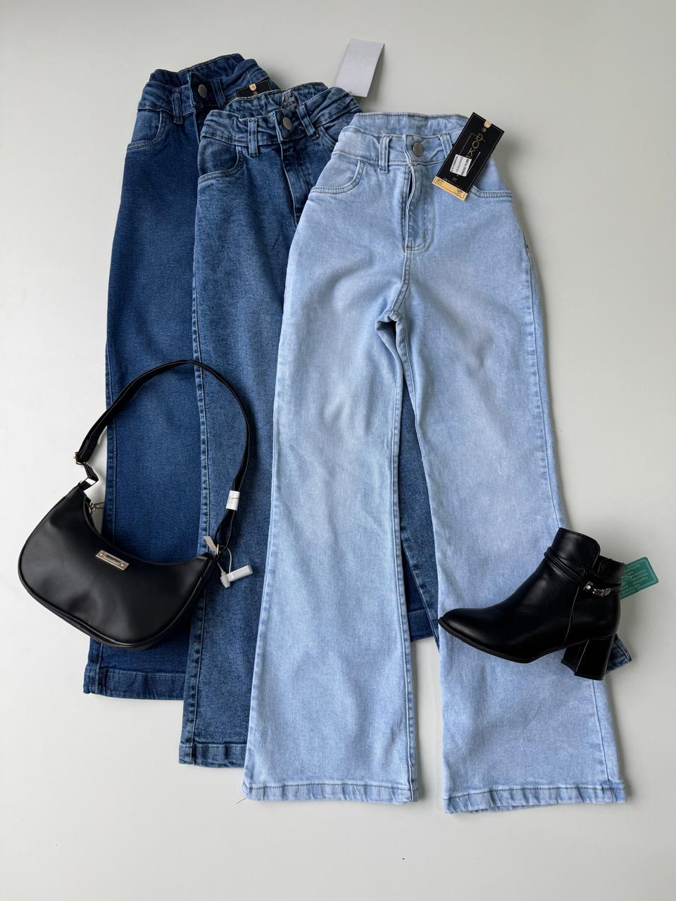 Jeans oxford disponible 36 a 48 75.000gs También en tono negro