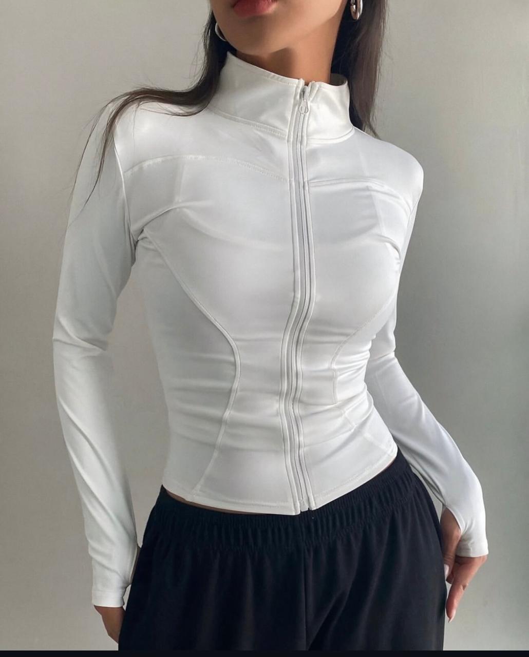 Campera deportiva blanca
