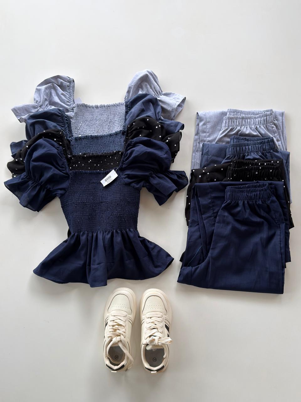 Conjunto de blusa y pantalón