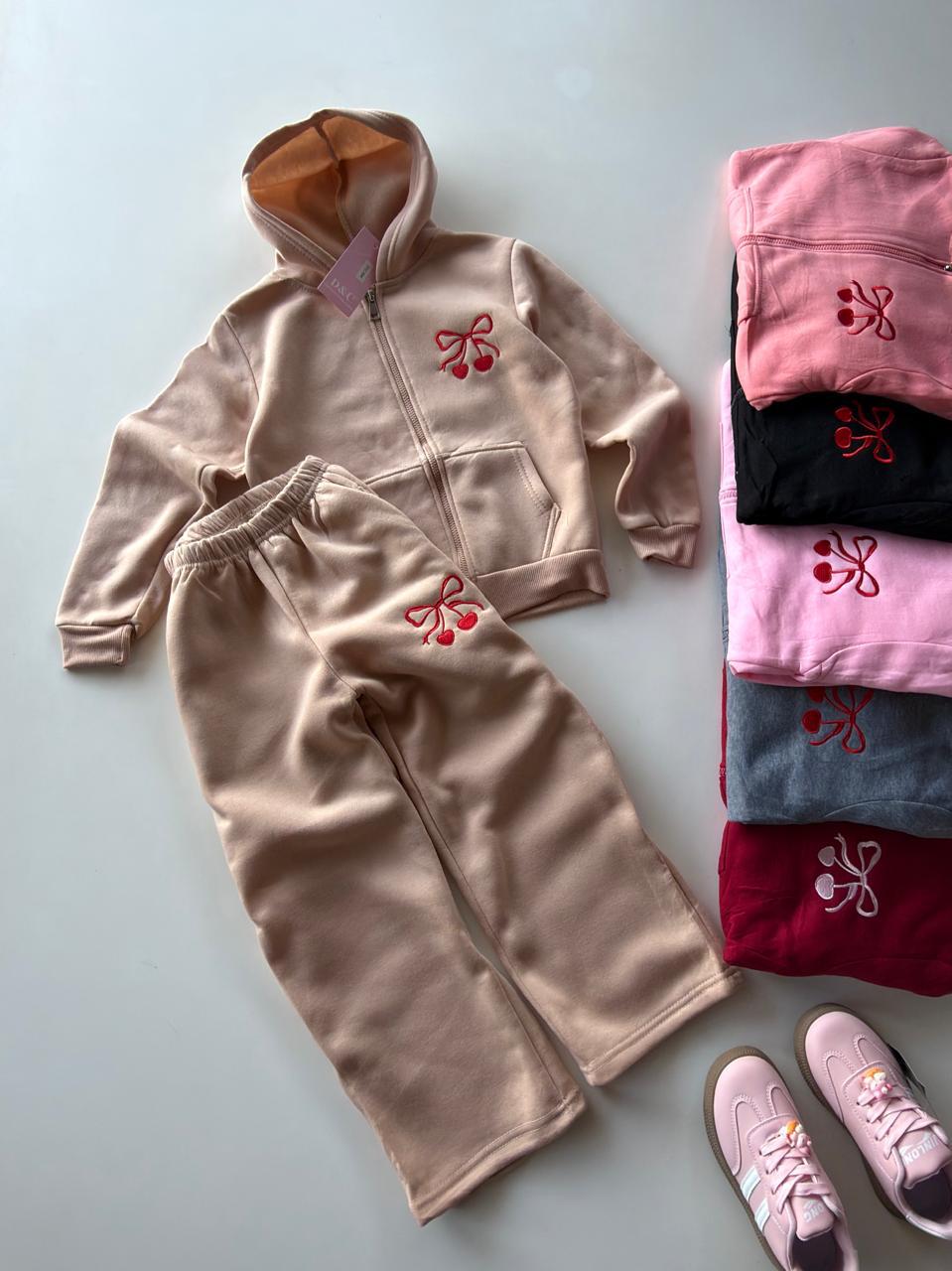 Conjunto de Buzo y Pantalón para Niñas - Cerezas 🍒✨