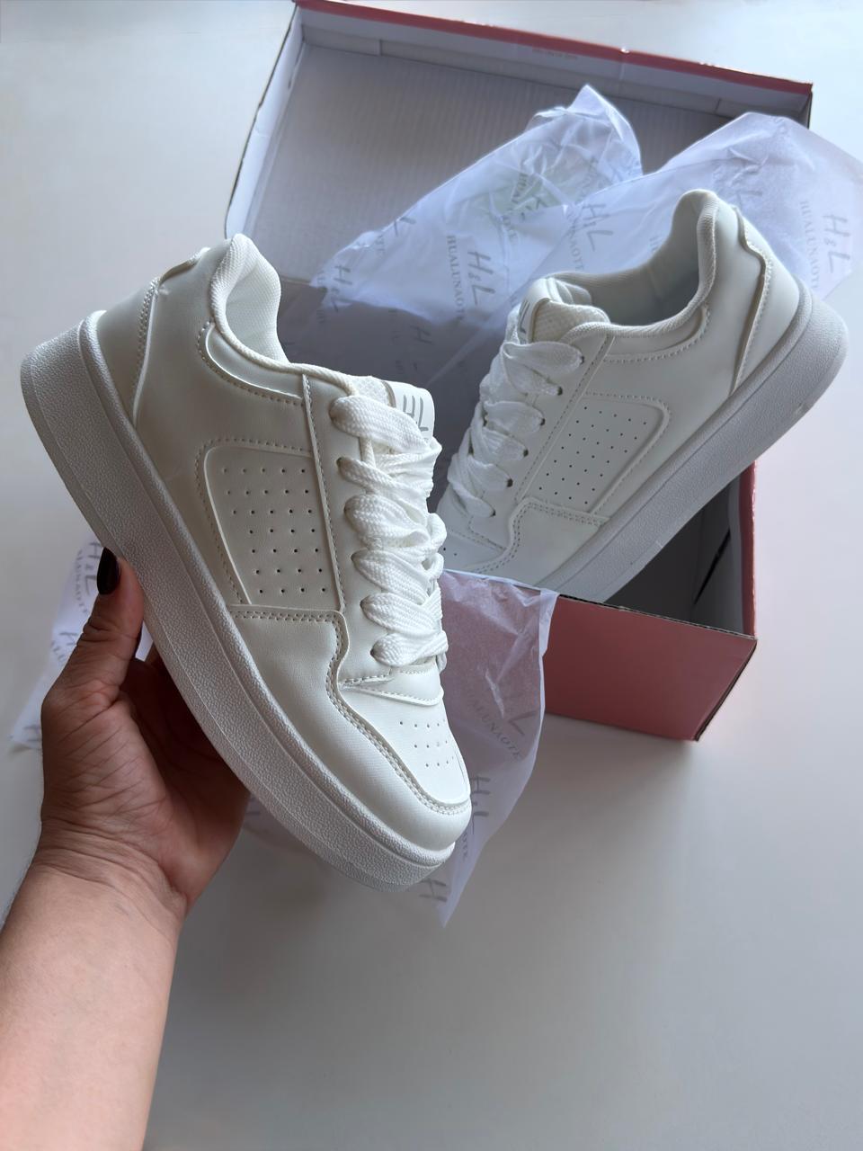 Championes Básicos - Livianos y Cómodos 👟✨